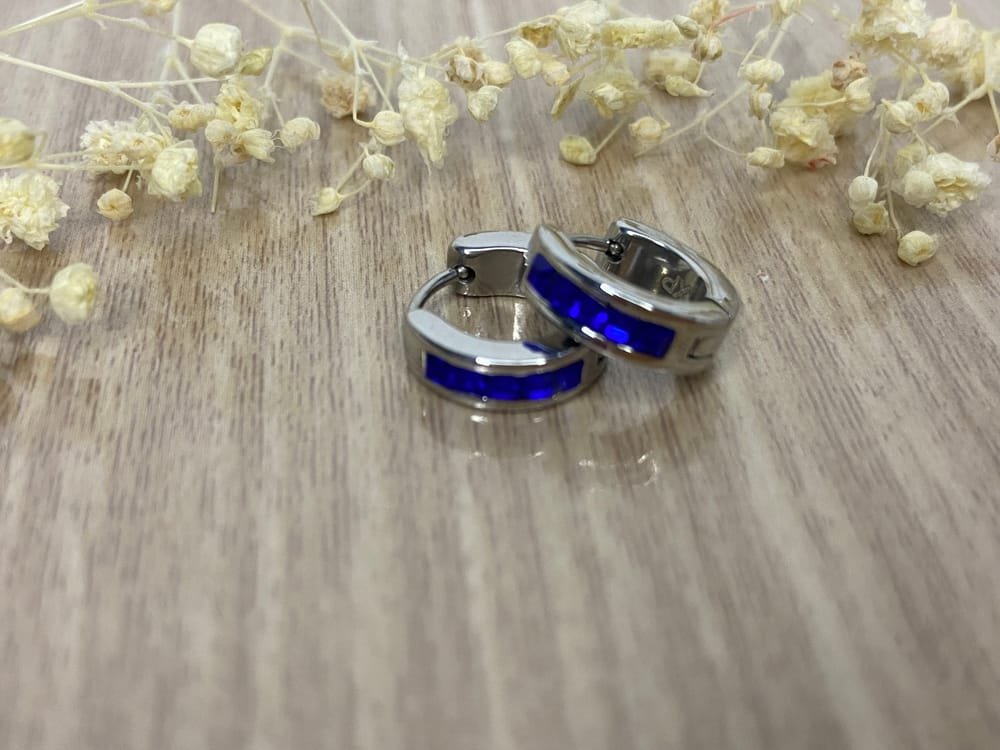 Aretes Argolla Cristales Azul en acero inoxidable