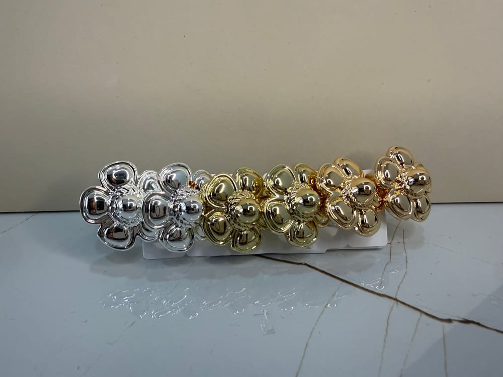 Aretes Flores Diseño Volumétrico en acero inoxidable