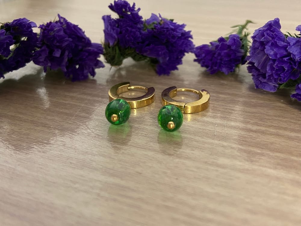 Aretes Gotas Verde Dorado en acero inoxidable