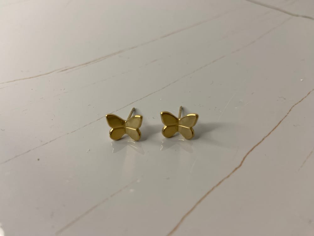 Aretes Mariposa Dorado en acero inoxidable