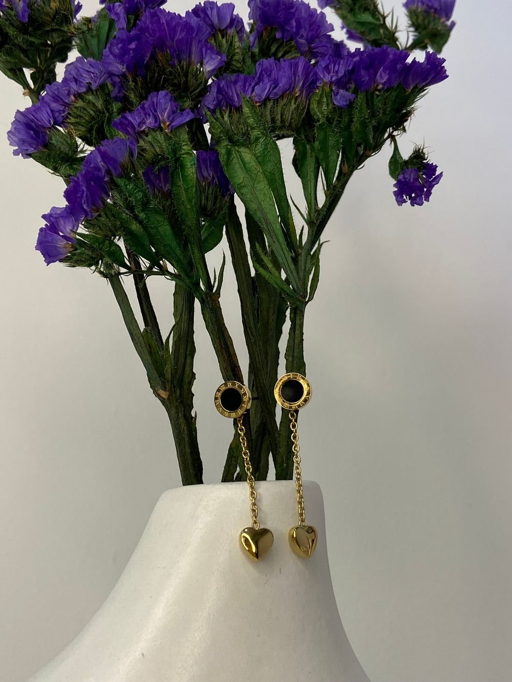 Aretes Números Romanos Dorado en acero inoxidable