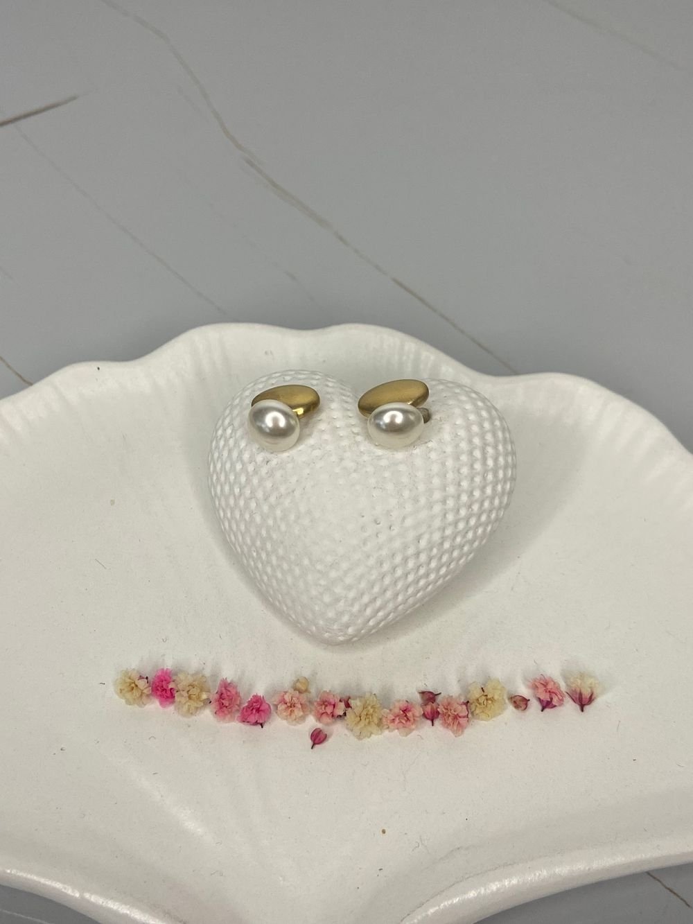 Aretes Perla y Base Mate en acero inoxidable