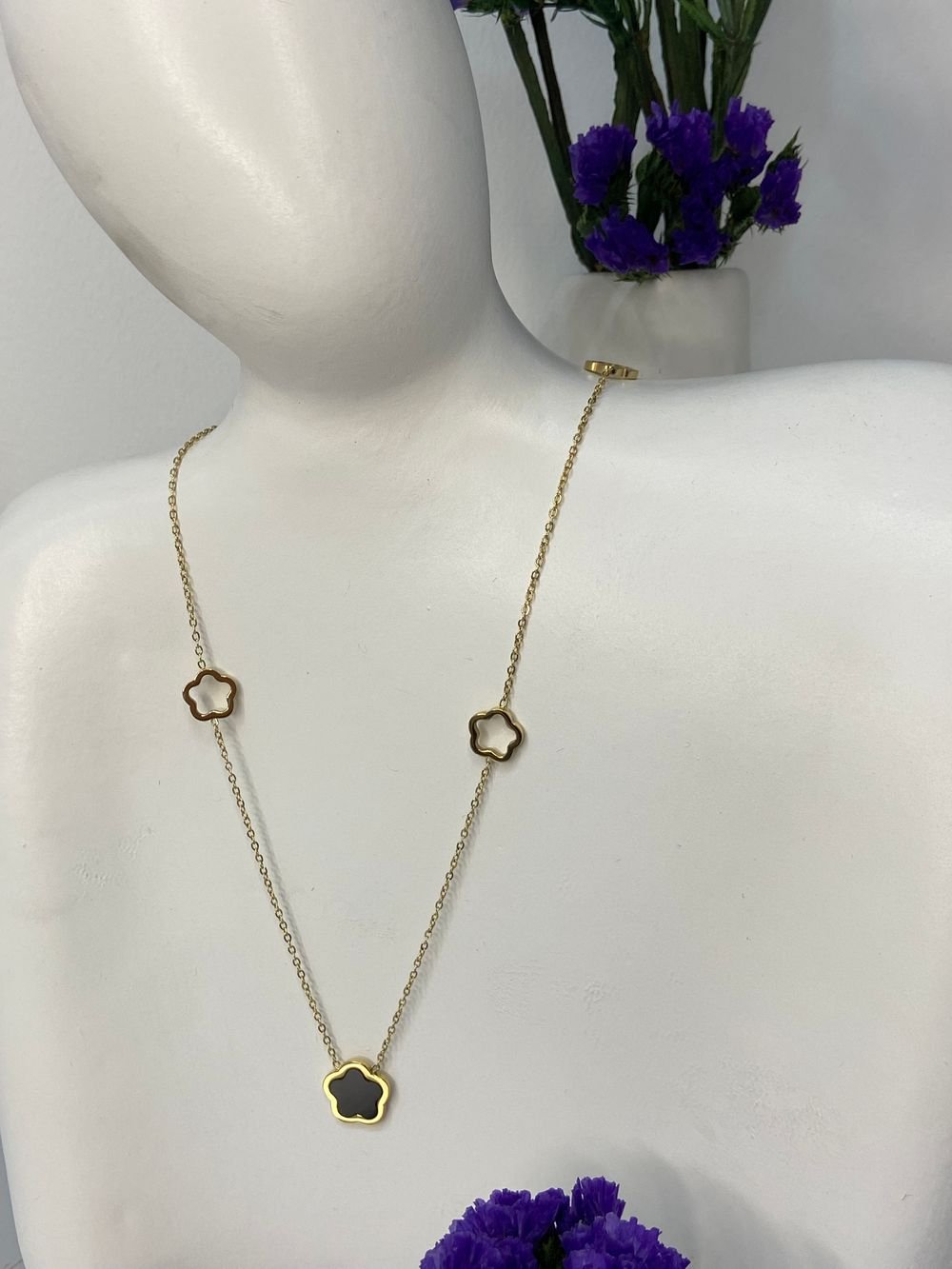 Collar Flor Nocturna en acero inoxidable
