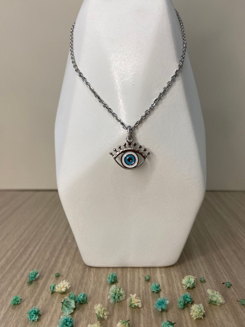 Collar Ojo Turco Plateado en acero inoxidable