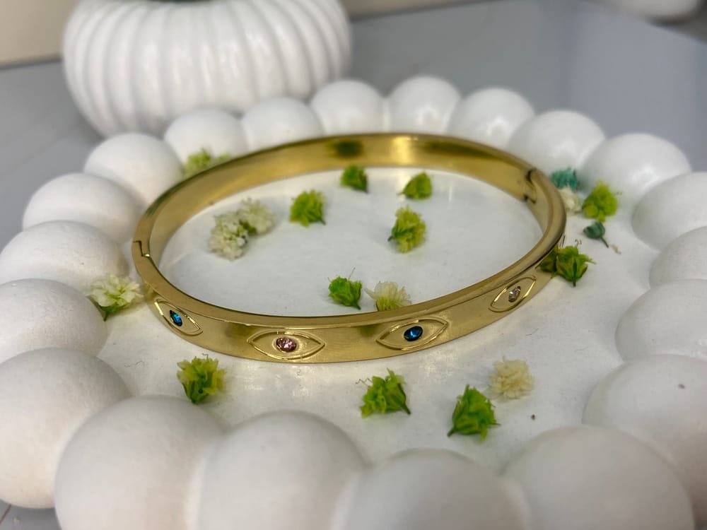 Pulsera Aura Mística Dorada en acero inoxidable