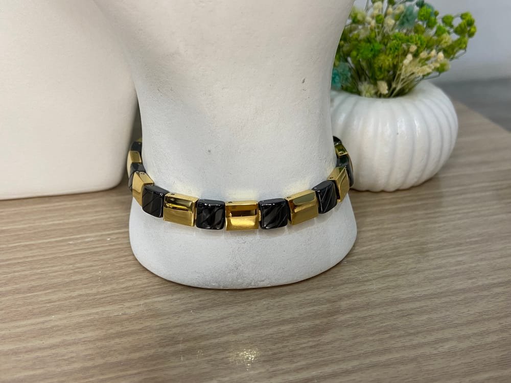 Pulsera Eslabones Onix Dorado en acero inoxidable